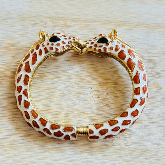 Kenneth Lane KJL Double Head Giraffe cuff Bracelet print Gold Plated Couture 90s - Picture 3 of 5